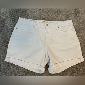 Levi's Mid-Rise  White Womens Jean Shorts NWT Size 14